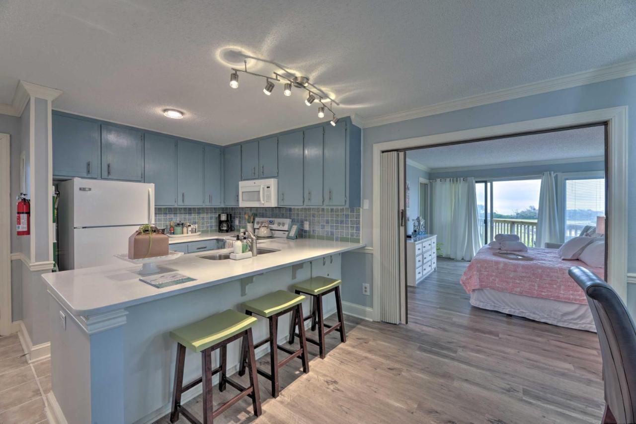Bright Emerald Isle Condo With Private Beach Access! Kültér fotó